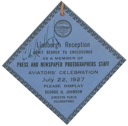 Lot #625 Charles Lindbergh: Lindbergh press tag with Guggenheim provenance - Image 1
