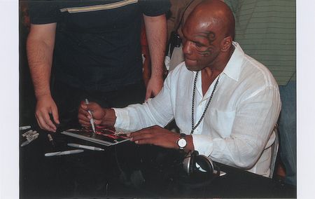 Lot #1641 Mike Tyson Signed Photograph - Image 2