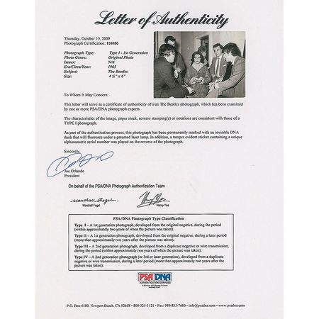 Lot #983 Beatles: Superb set of â€˜Fab Fourâ€™ signatures acquired backstage in Scotland in 1963 - Image 2