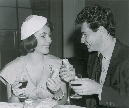 Lot #1250 Elizabeth Taylor and Eddie Fisher Signatures - Image 3