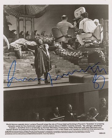 Lot #1169 Luciano Pavarotti Signed Photographs - Image 1