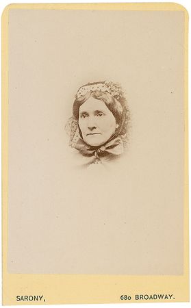 Lot #693 Alice Cary: “The bracelet belonged to the wife of Edgar A. Poe” - Image 2