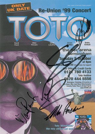 Lot #1179 Toto Flyers - Image 2