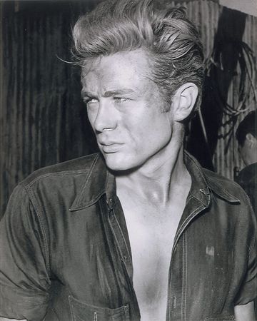 Lot #1203 James Dean: Choice signature of Hollywood’s original rebel - Image 1