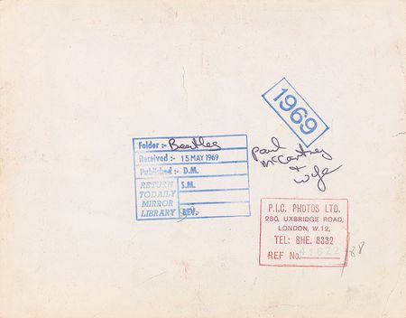 Lot #564 Beatles: Paul and Linda McCartney - Image 1