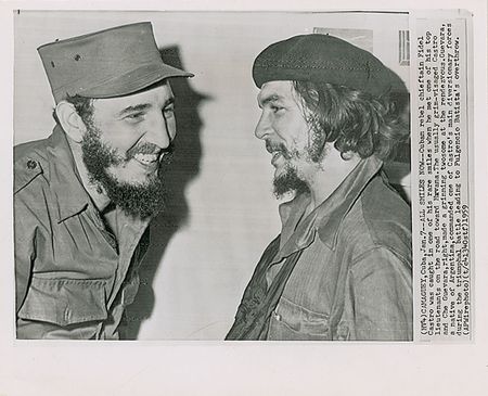 Lot #472 Fidel Castro and Che Guevara - Image 2