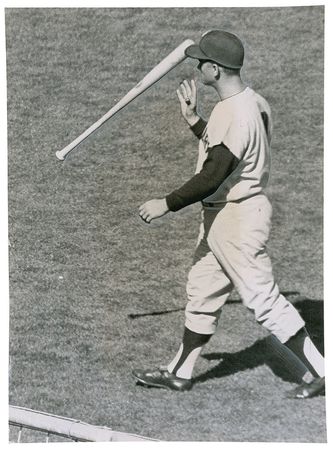 Lot #735 Roger Maris - Image 2