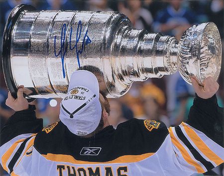 Lot #1619 Tim Thomas Signed Photographs - Image 1