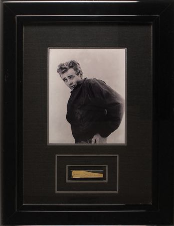 Lot #1158 James Dean Signature - Image 1