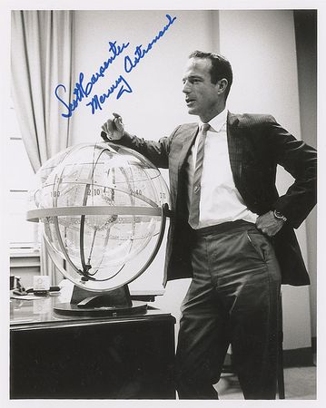 Lot #568 Scott Carpenter Signed Photographs - Image 2