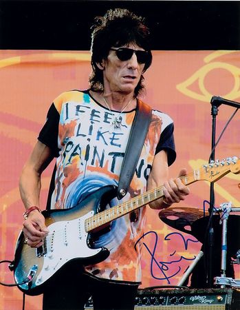 Lot #991 Rolling Stones: Ronnie Wood Signed Photographs - Image 1