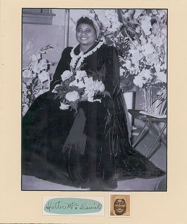 Lot #1422 Gone With the Wind: Hattie McDaniel Signature - Image 2