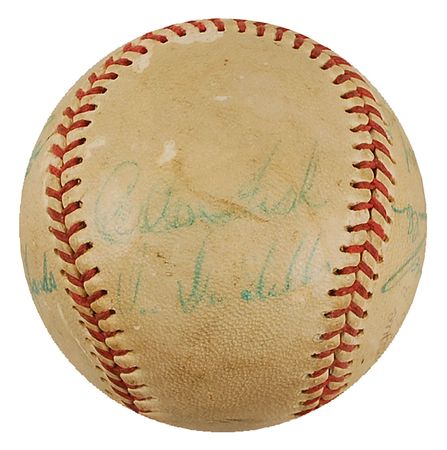 Lot #1457 Roberto Clemente: Scarce spring training ball signed by Clemente and his World Series-champion Pirates teammates - Image 2