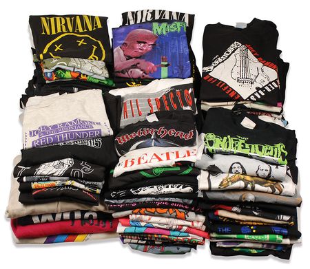 Lot #314 Joey Ramone - Image 1