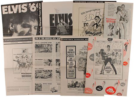 Lot #852 Elvis Presley - Image 1