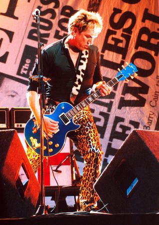 Lot #413  Sex Pistols: Steve Jones - Image 1