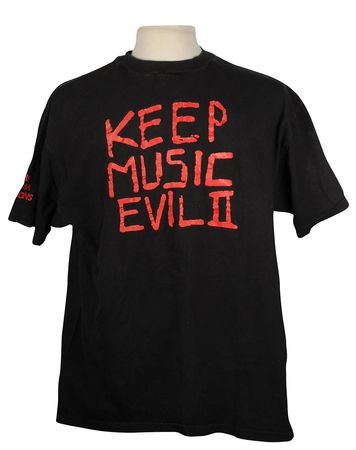 Lot #325 Joey Ramone - Image 1