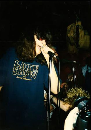 Lot #327 Joey Ramone - Image 4