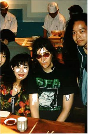 Lot #335 Joey Ramone - Image 3