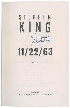 Lot #817 Stephen King Book - Image 2