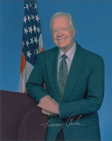 Lot #168 Gerald Ford and Jimmy Carter Signed Photographs - Image 1