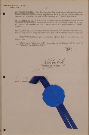 Lot #220 Fidel Castro: In June 1959, just months after succeeding in his “fight against tyranny,” Castro establishes a fund to resolve “prevailing problems at the heart of the Cuban family” - Image 2