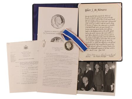 Lot #323 Robert McNamara: McNamara’s Franklin D. Roosevelt Freedom Medal - Image 1
