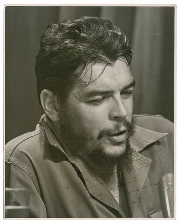 Lot #1639 Ché Guevara: ?Motherland or death, we will win? Guevara inscribes a photo to one of Cuba?s most eminent poets - Image 2
