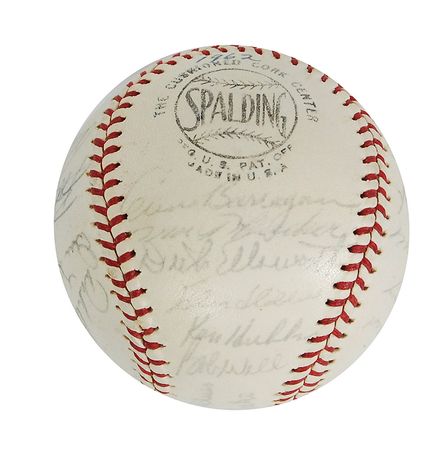 Lot #1384 Chicago Cubs: Scarce 1962 Cubs team-signed baseball, including Hubbs and four Hall of Famers - Image 1