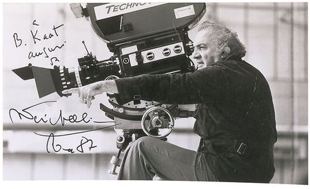 Lot #1175 Federico Fellini Signed Photograph - Image 1