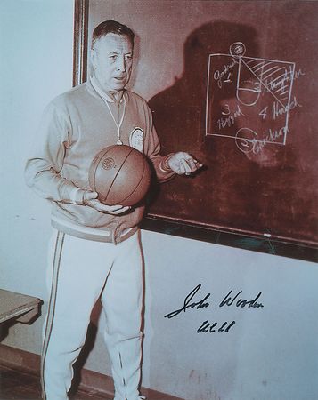 Lot #1567 John Wooden Signed Photographs - Image 1