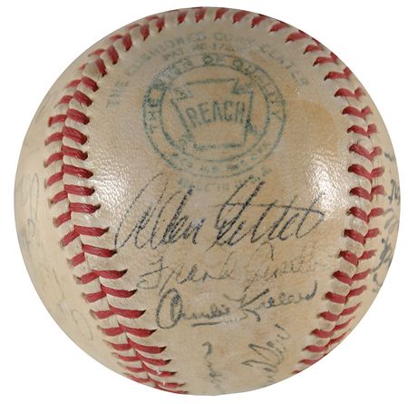 Lot #1497 NY Yankees Baseball - Image 4
