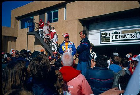 Lot #1116 Paul Newman: Newman’s racing jacket from Laguna Seca Raceway—with impressive photographic provenance - Image 3