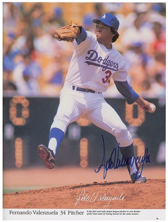 Lot #1475 Los Angeles Dodgers Yearbook - Image 3