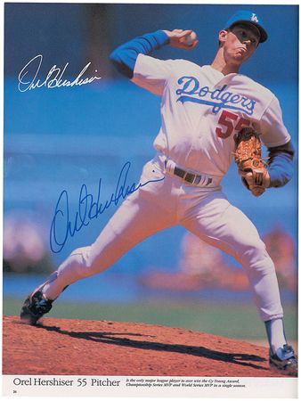 Lot #1475 Los Angeles Dodgers Yearbook - Image 4