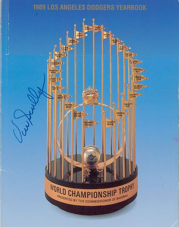 Lot #1475 Los Angeles Dodgers Yearbook - Image 5