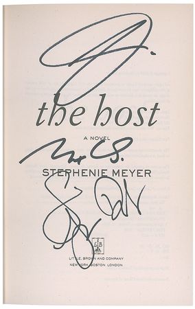 Lot #729 Stephenie Meyer - Image 1