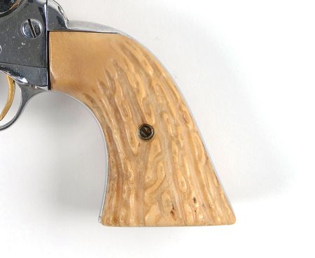 Lot #2025 Colt Single-Action Army Revolver Revolver - Image 3