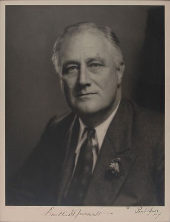 Lot #65 Franklin D. Roosevelt: Terrific oversized Pach Bros. portrait - Image 2