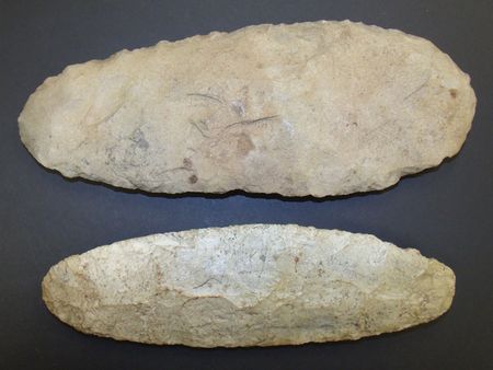 Lot #2077 Native American Artifacts: Agricultural Implements Agricultural Implements - Image 2