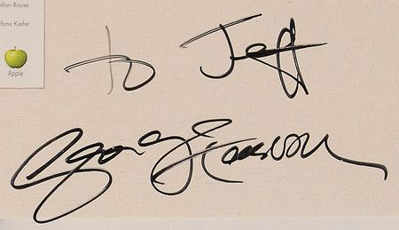 Lot #690 Beatles: Beatles signatures obtained by D. J. Fontana - Image 2