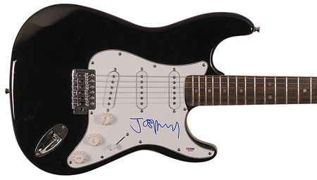 Lot #1579 Aerosmith: Joe Perry - Image 1