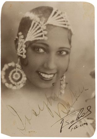 Lot #1600 Josephine Baker Signed Photograph - Image 1