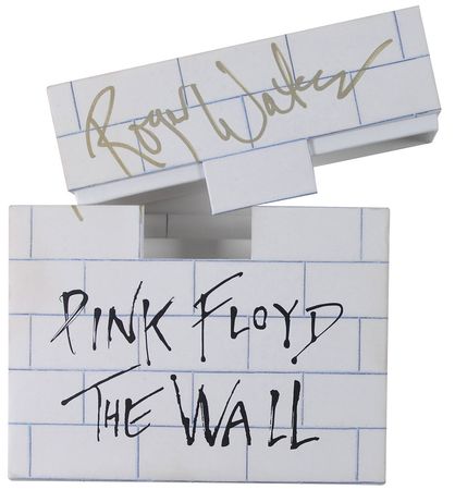 Lot #917 Pink Floyd: Roger Waters CD - Image 2