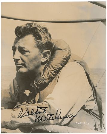 Lot #1249 Robert Mitchum Signed Photographs - Image 1