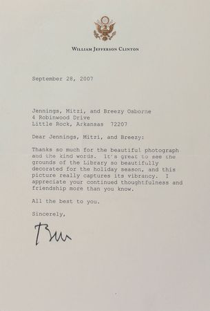 Lot #168 Bill Clinton: ?There?s no better way to celebrate another year than with champagne? - Image 2