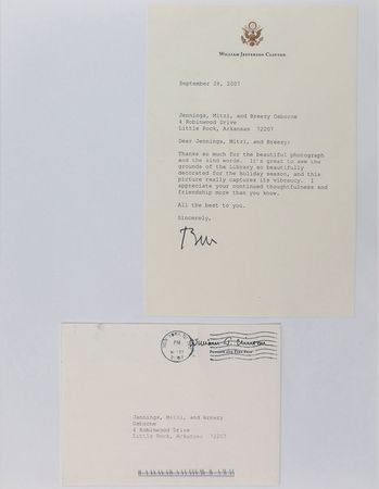 Lot #168 Bill Clinton: ?There?s no better way to celebrate another year than with champagne? - Image 4