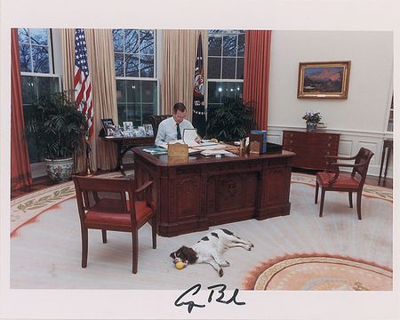 Lot #167 George Bush Signed Photographs - Image 2