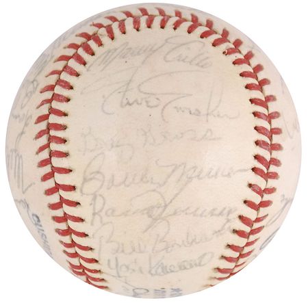 Lot #1574 Chicago Cubs Baseball - Image 4