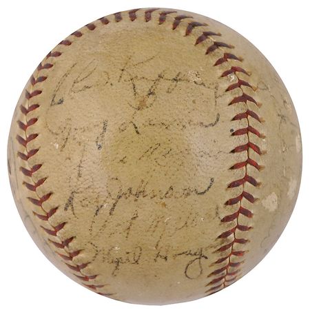 Lot #1533 NY Yankees: 1936: 1936 Yankees championship team, featuring five Hall of Famers with Gehrig on the sweet spot - Image 4